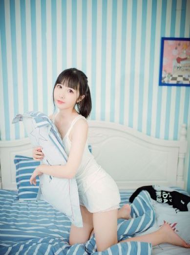 善良的女秘书的目的韩国_视频全集